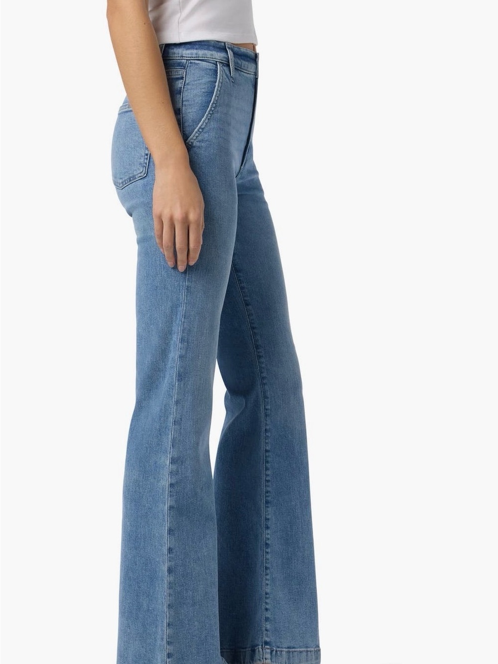 NWT Joe’s Jeans Rio high waisted flare jean size 31